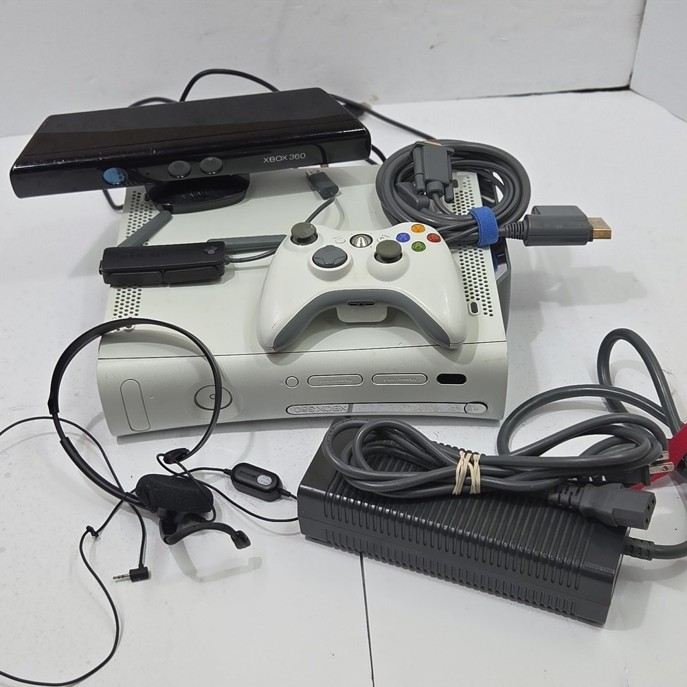 Microsoft Xbox 360 Console White Bundle Kinect Controller WiFi Adapter TESTED
